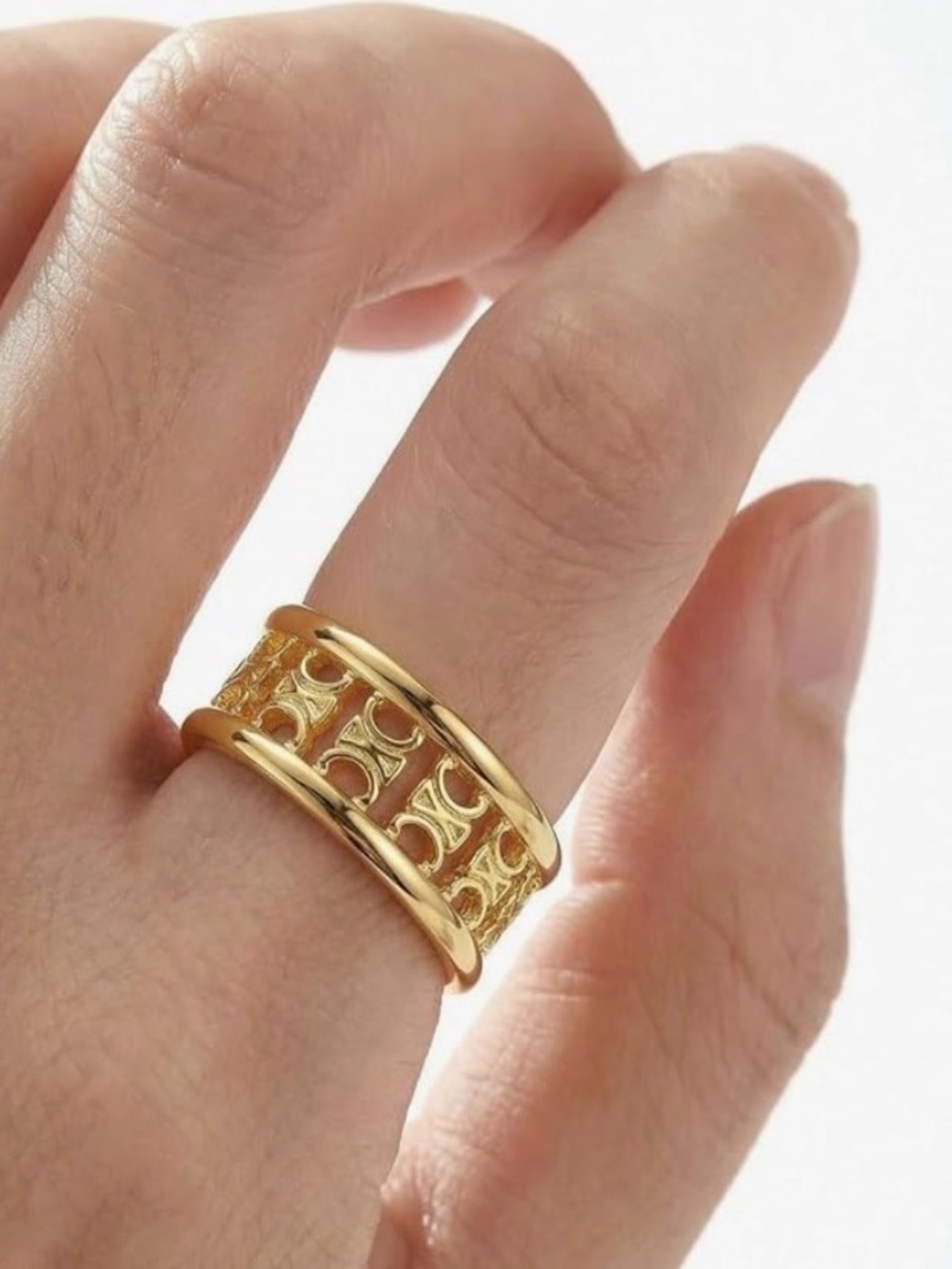 🆕 CELINE Italy Gold Cuff Ring - Picture 4 of 7